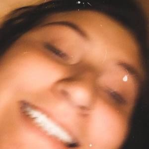 Meet your Posher, Chenoa